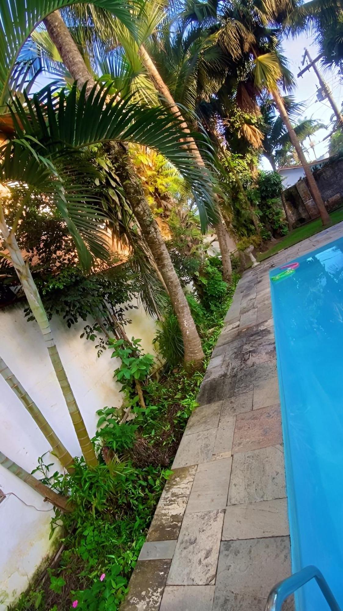 Villa Casarao No Guaruja Com Piscina Extérieur photo